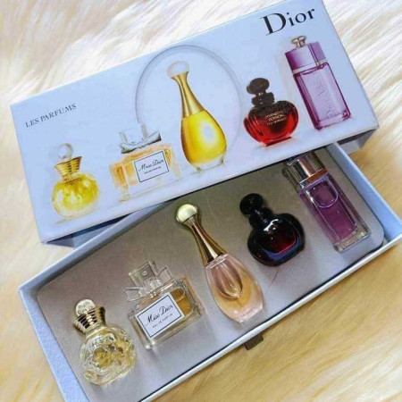 Dior perfumes set
